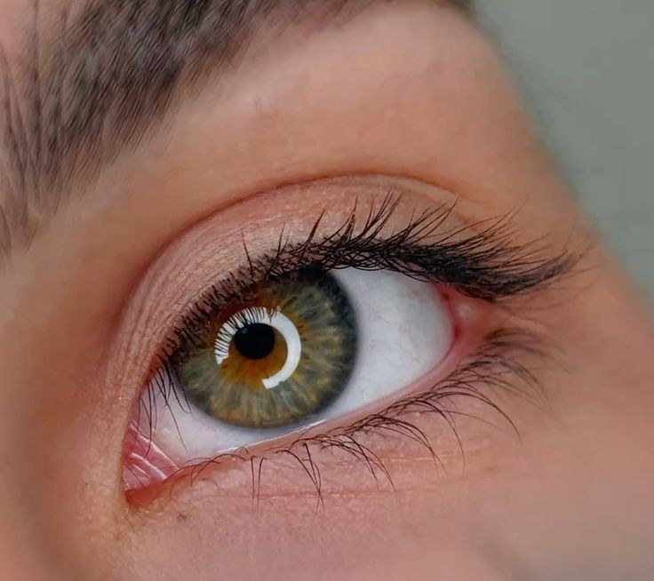 Wimpernlifting München — vorher
